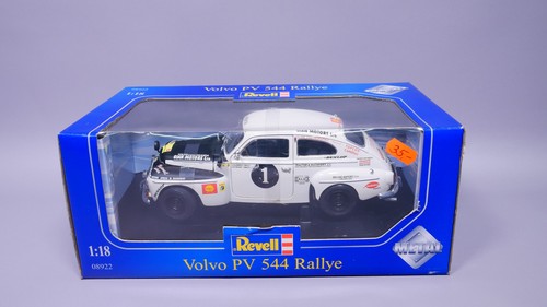 Revell 08922 volvo pv 544 - 1:18,