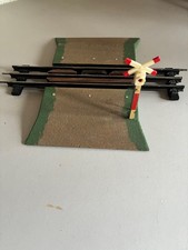 Zeuke Spur 0 schöner Bahnübergang Funktion und Beleuchtung i.O.