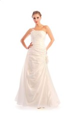 Bodenlang Brautkleid