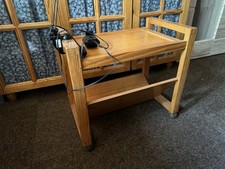 Vintage Rolltisch Beistellwagen Zeitungen