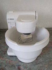 weiße Bosch Küchenmaschine