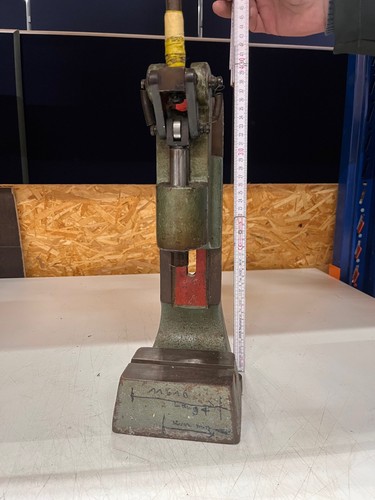 Kniehebelpresse markenlos - kniehebelpresse,