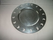  LEONARDO - Moderner,dekorativer Edelstahlteller  Durchm. 33 cm  neuw.