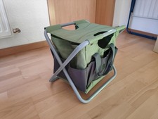 Esschert Design Gartengeräte Stuhl Hocker klappbar mit Tasche abnehmbar