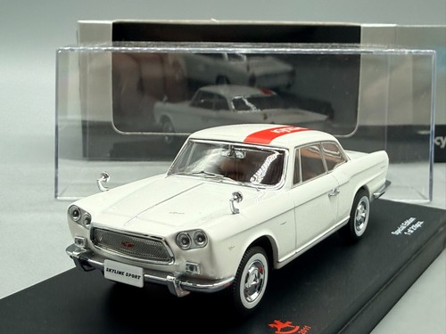 Modellautos kyosho nissan - 1:43,