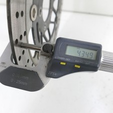 Kawasaki ZR 750 Zephyr Bremsscheibe vorne Bremse Vorderrad 78617