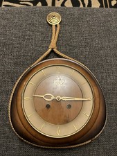 Vintage Heges Wanduhr mit Hermle Uhrwerk - 50er/60er - voll funktionsfähig