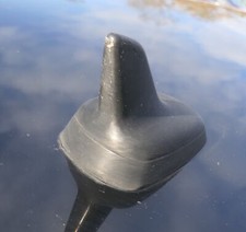 Audi A4 8K Antenne Antennenstab Antennensockel Sockel 8K9035503E schwarz