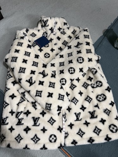 Louis vuitton unisex - louis,
