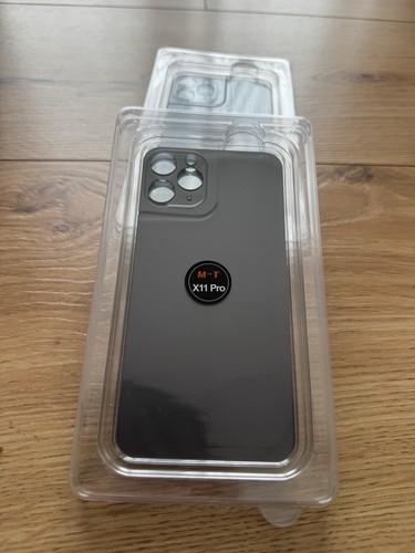 Iphone pro 11 - /,