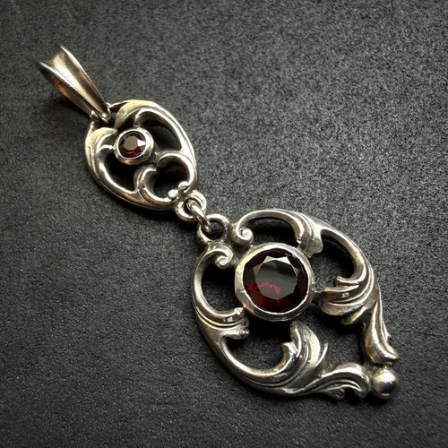 Vintage designer anhänger 835 - designer,