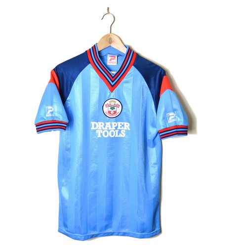 Southampton away football - away,