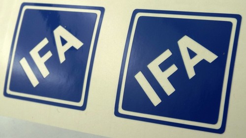 Stück ifa aufkleber karo - stück,