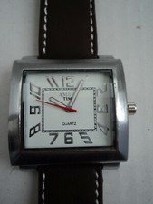 "AMBER/Time" Klassische Design, Gigant/Mega Herrenarmbanduhr XXXL - Neu.