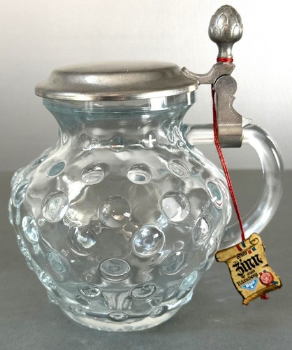 Bierkrug aus glas mit bmf - bierkrug,
