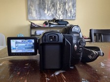 Canon VIXIA HV40 MiniDV HDV HD