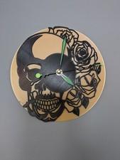 Skull & Roses Kunst Wanduhr