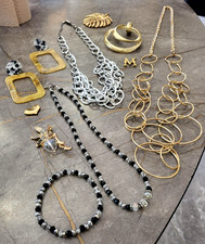 Schmuckkonvolut Modeschmuck aus Omas Schatulle ungeprüft