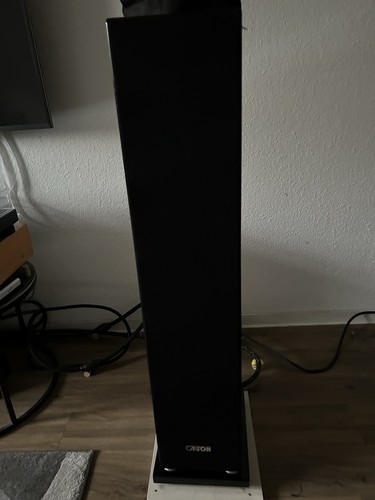 Zwei hochwertige