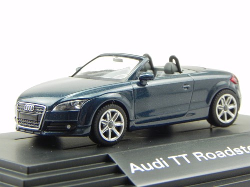 Audi roadster petrol - tt,