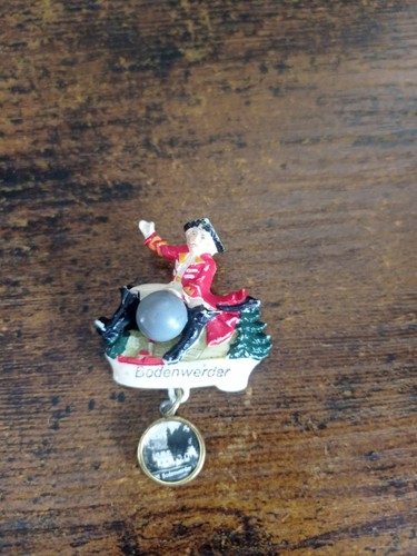 Alte anstecknadel hutnadel - ,