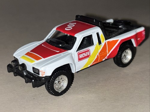 Toy toyota hilux sr5 ovp - mc,