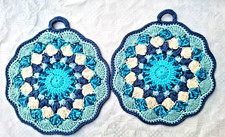 2 Topflappen, gehäkelt