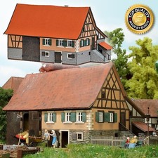 Busch 8789 Kleinbauernhaus aus Schwarzenweiler TT + Neu