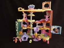 LPS Hotel, Littlest Pet Shop Spielset großes Haus, mit 3 Figuren und Zubehör