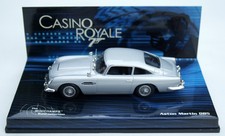 Aston Martin DB5 Bj. 1963-1965, silbermetallic, Minichamps-Modell im M. 1:43