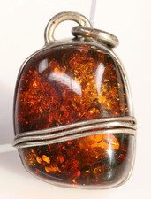 Zeitloser Bernstein Anhänger