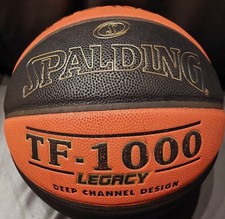 Basketball TF1000 Legacy Größe 7
