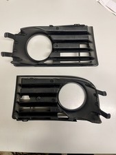 Original VW-Nebelscheinwerferblenden Gitter Grill Links + Rechts VW Golf V (1K)