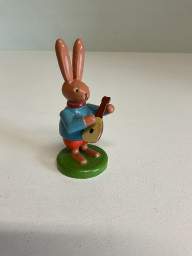 Alter kleiner osterhase mit - alter,