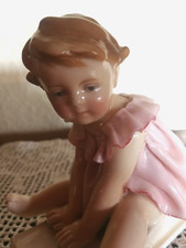 schöne alte Porzellanfigur