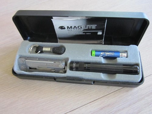 Leatherman micra und maglite - leatherman,