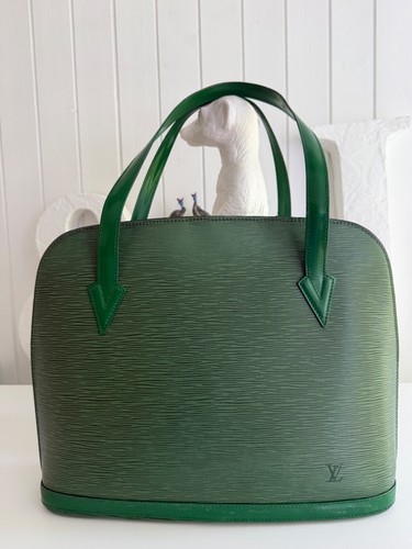 Louis vuitton lussac epi - vuitton,