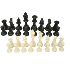 Schachfiguren aus kunststoff - aus,