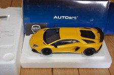 Lamborghini aventador gialo - lamborghini,