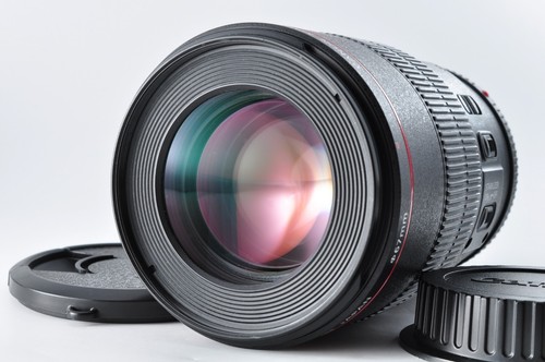Canon 100mm 8 l macro - f/2.8,