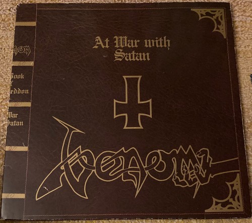 1st press venom war with - venom:at,