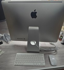 Apple iMac A1311 54.6 cm (21.5 Zoll) Desktop Maus /Tastatur/Sehr Guter Zustand 