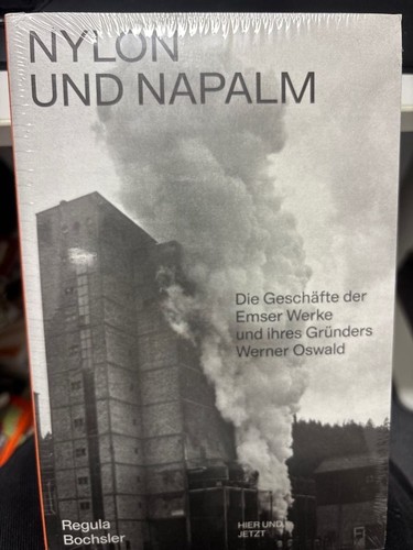 Nylon und napalm die - und, napalm: