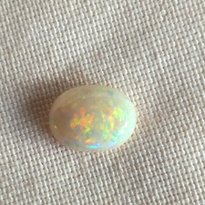 Opal weißer Vollopal