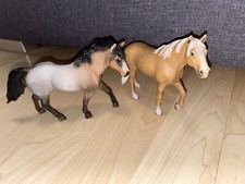 2 Schleich Figuren Pferde Palomino 2006 13618 Quarter Horse 2008 13650