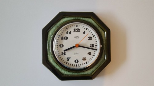 Alfa haller wanduhr - haller, vintage