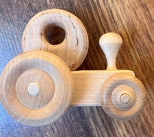 Montessori Bio Baby Holz Spielzeug Traktor unbehandelt Top, wie NEU