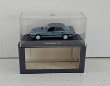 Minichamps Mercedes-Benz C 220 (W202) petrolmet. 1:43 Werbemodell B66005705