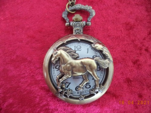 Umhängeuhr mustang pferd - umhängeuhr, pferd"