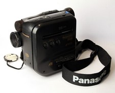 Panasonic NV-S1 E ! VHS-C Videokamera ! Defekt ! Vom Fachhändler !